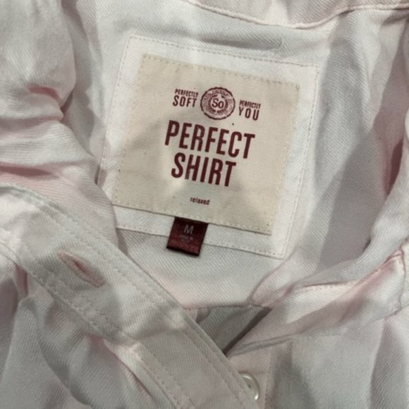 SO Perfect Shirt Medium Relaxed Pink Long Sleeve Button Up - Picture 3 of 5